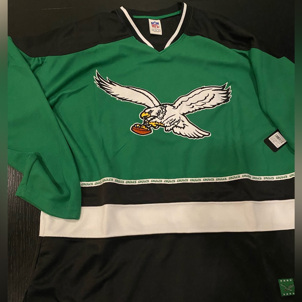 NFL Philadelphia Eagles kelly green shirt 🦅